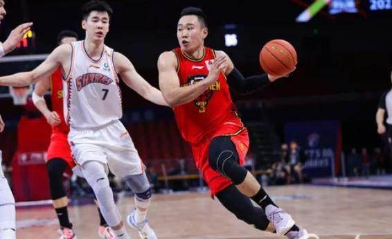 球天下体育官网-大好局面深圳自毁长城 上海逃过一劫已占晋级主动