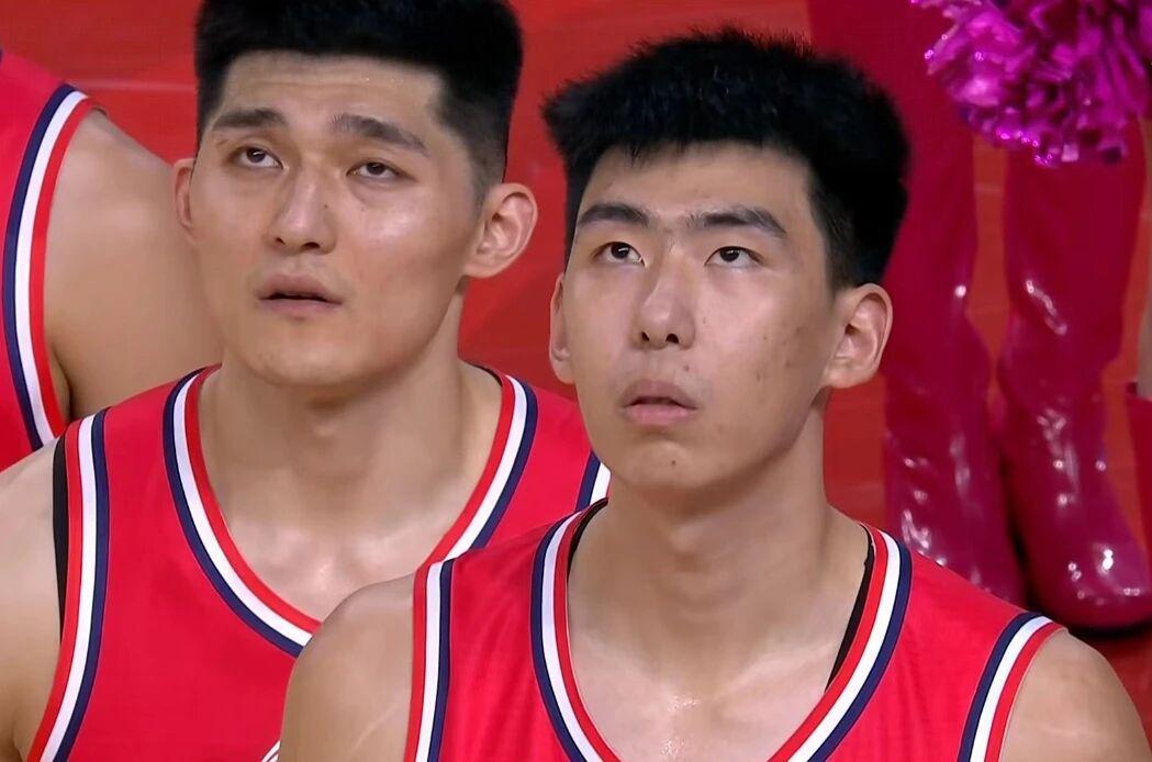 徐昕入围四大奖项名单 一奖已是囊中之物 广州球迷喊他“干杜锋”
